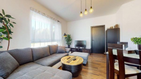 Helen CITY PARK apartment & private indoor parking & self check-in
